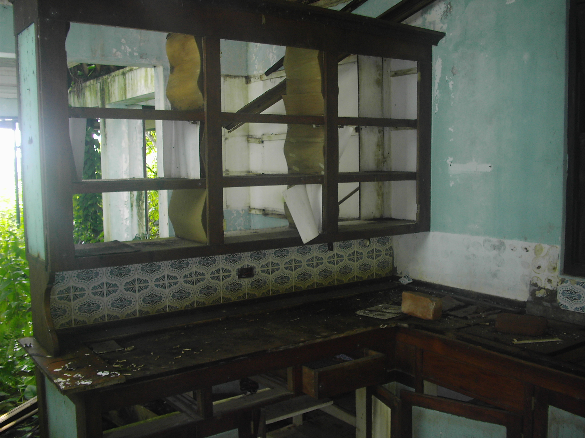 Errol-Home-2009-Kitchen-Navy-Island.jpg