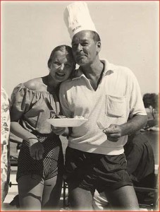 errol-flynn-patrice-wymore-disfrazado-de-cocinero-zaca