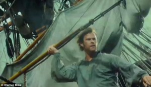 243B247000000578-2884275-Chris_Hemsworth_isn_t_afraid_in_new_trailer_for_In_The_Heart_Of_-m-14_1419290952924