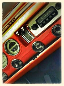 1955_Lincoln_Indianapolis_Boano_dash-600x450~2~2