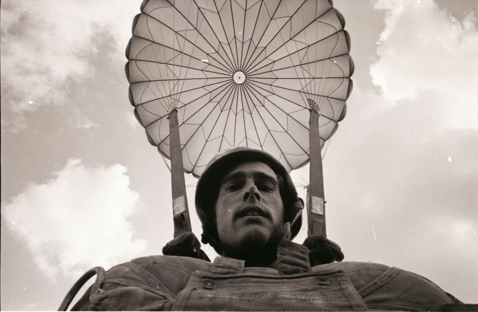 Vietnam War photographer Sean Flynn in parachute gear. Photo: Copyright Sean Flynn